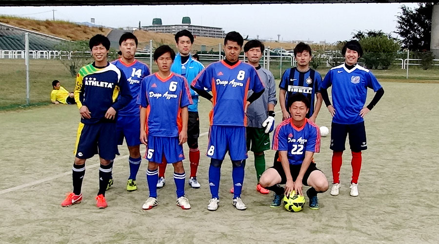 試合前集合撮影 ドゥラゴアズーロ Bigyear大阪サッカーリーグ