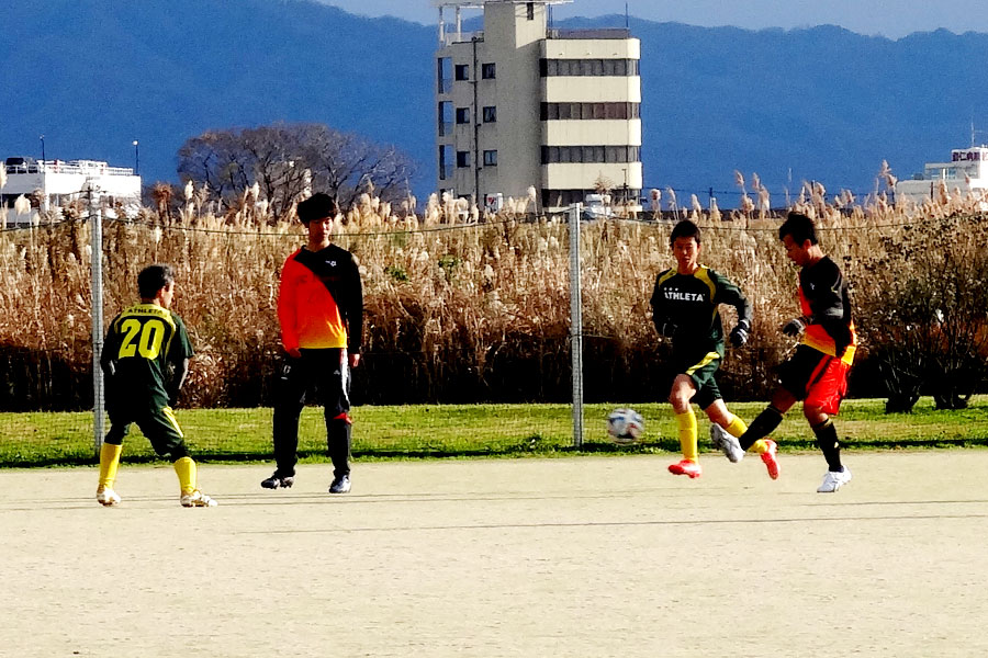 2015.12.27第2試合　35CL第3節 タカモト道路団 2-0 FC Noel　Photo5